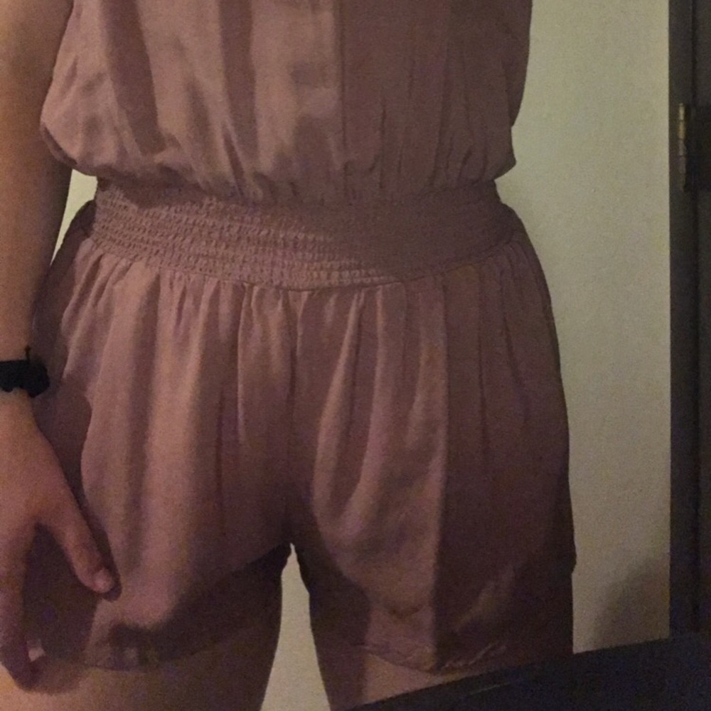 Cute romper - Picture 2 of 4